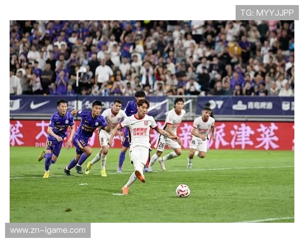 成都足球队默契配合解析助力球队在赛场上更进一步