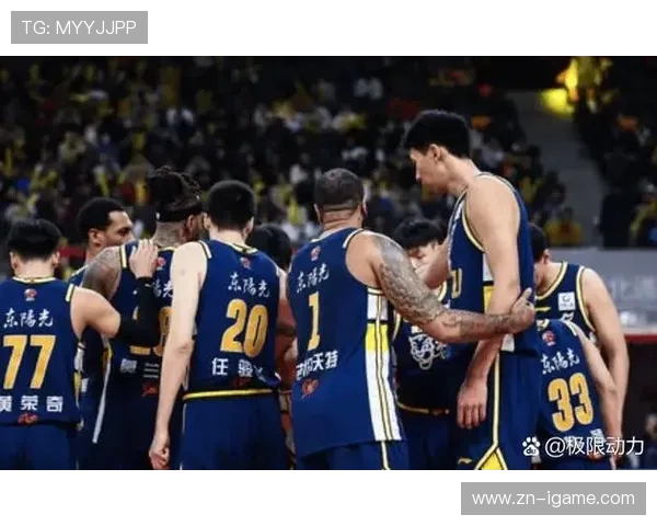 2015年CBA山东队与广东队激战回顾精彩瞬间与赛场亮点分析 2015年CBA山东队与广东队激战回顾精彩瞬间与赛场亮点分析