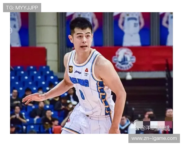 方硕的篮球之路：从青涩少年到职业球员的成长历程与心路历程